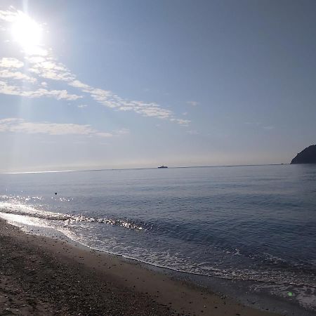 Mae Albenga Suites Kültér fotó
