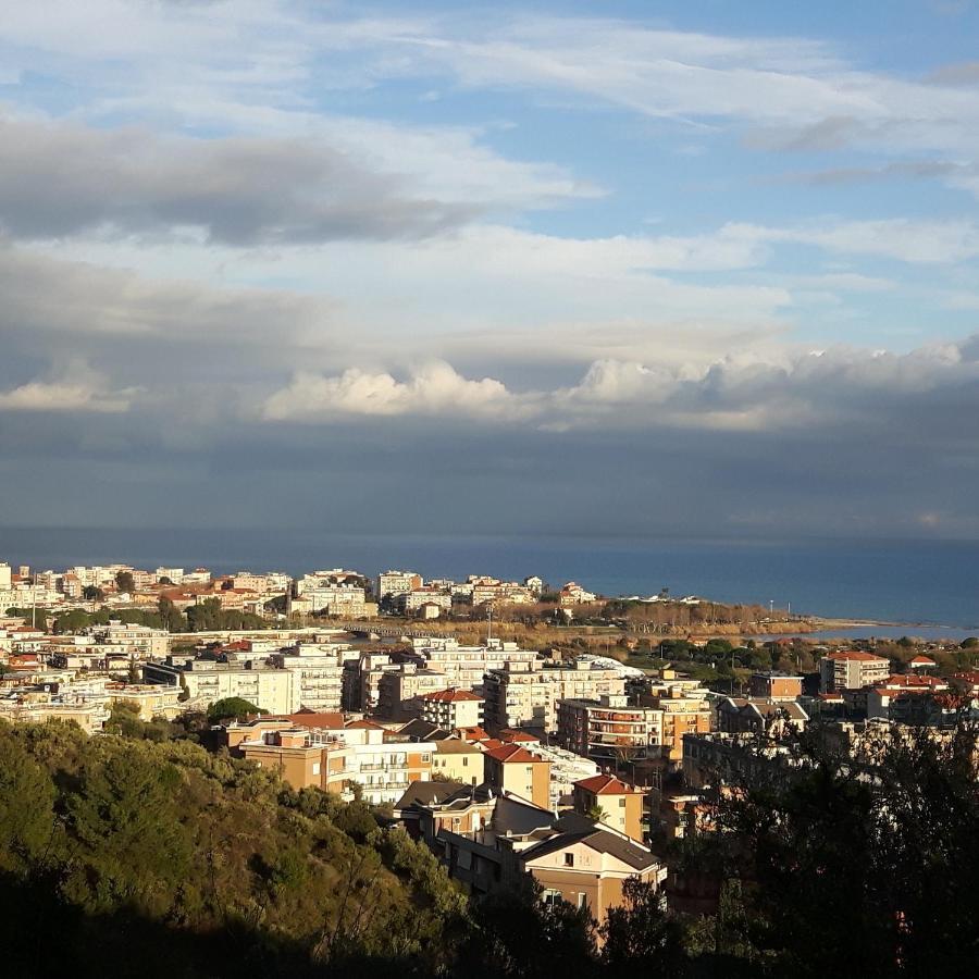 Mae Albenga Suites Kültér fotó